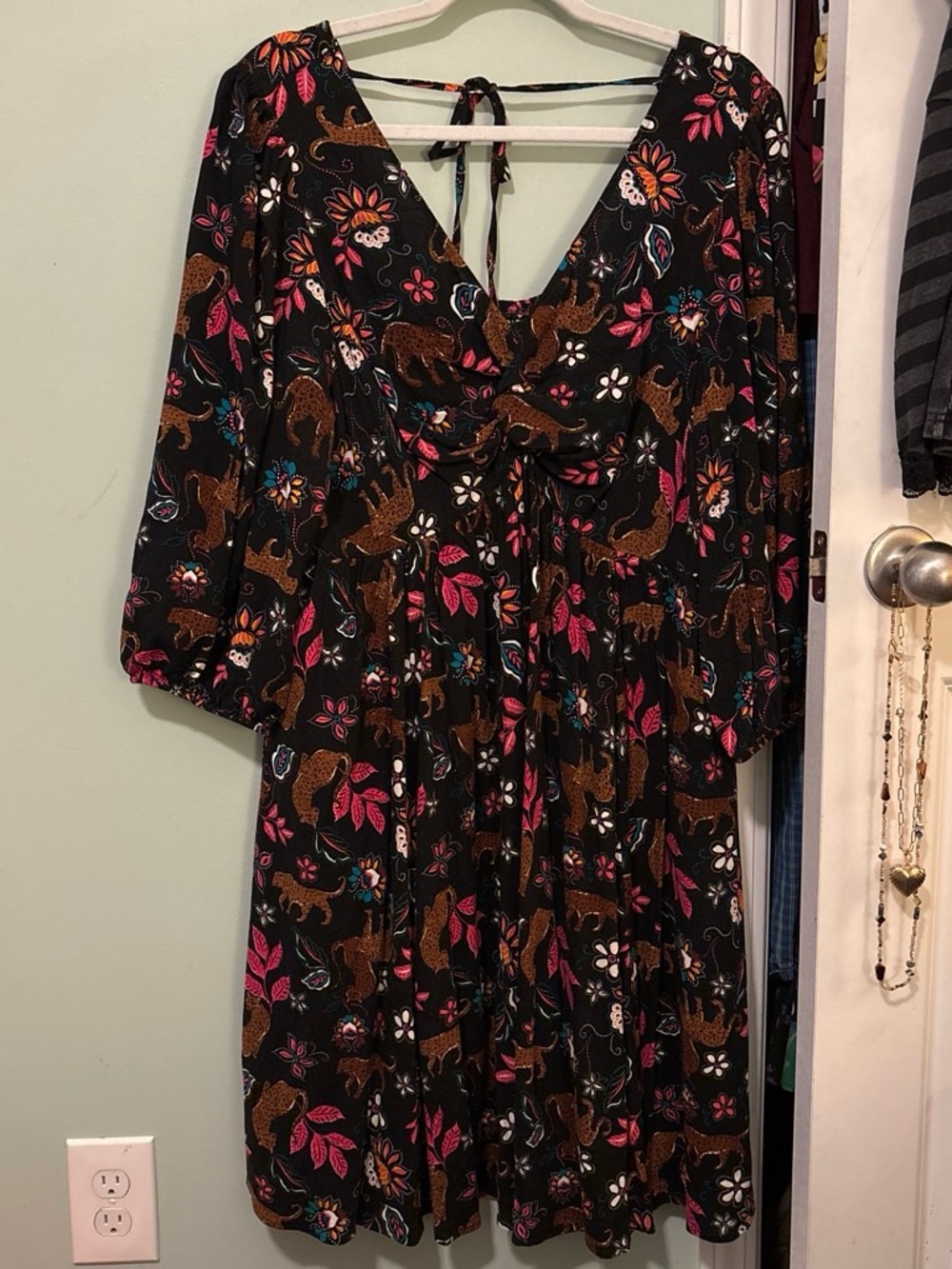 Torrid Black Floral & Leopard Print V-Neck Women's Dress